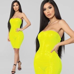 FASHION NOVA